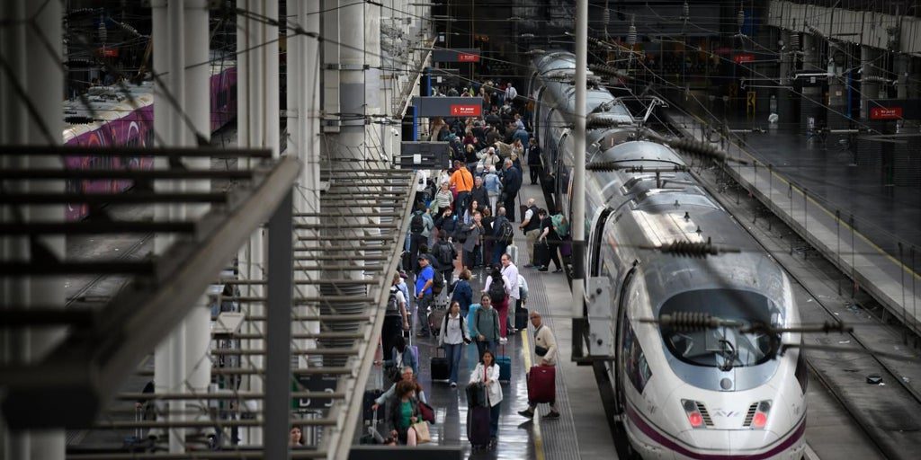 El tren espera llegar a la absoluta normalidad 72 horas después del apagón y en pleno puente de mayo