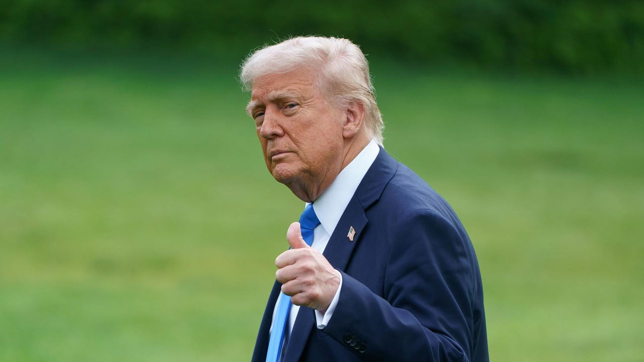Trump destina más de un billón de dólares a Defensa y Seguridad Nacional y quita 12.000 millones a la enseñanza