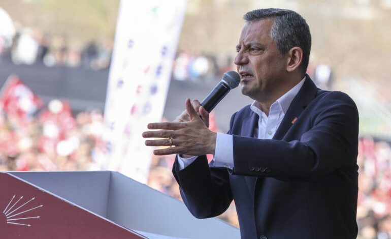 Agredido en Estambul el líder del principal partido de la oposición turca