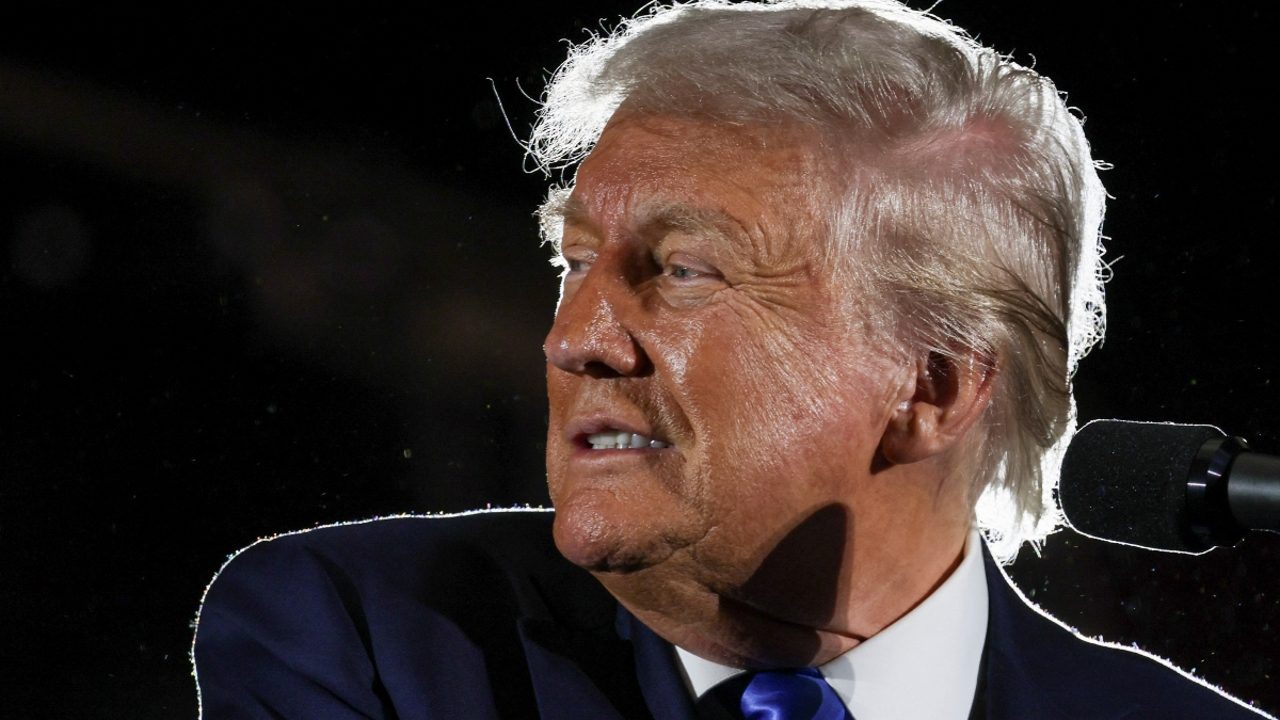 Trump acepta a regañadientes la decisión del Supremo sobre sus expulsiones de migrantes