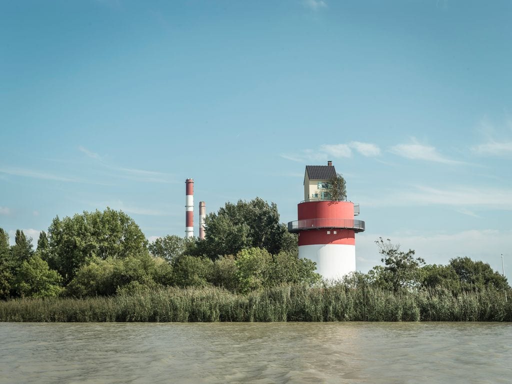 Villa cheminée, Tatzu Nishi, Estuaire Nantes-Saint-Nazaire, en Cordemais 