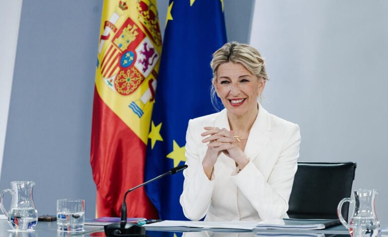 El mercado laboral necesita firmar casi cuatro contratos para sumar apenas uno indefinido