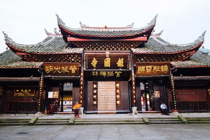 El templo Baogo, en el Monte Emei.