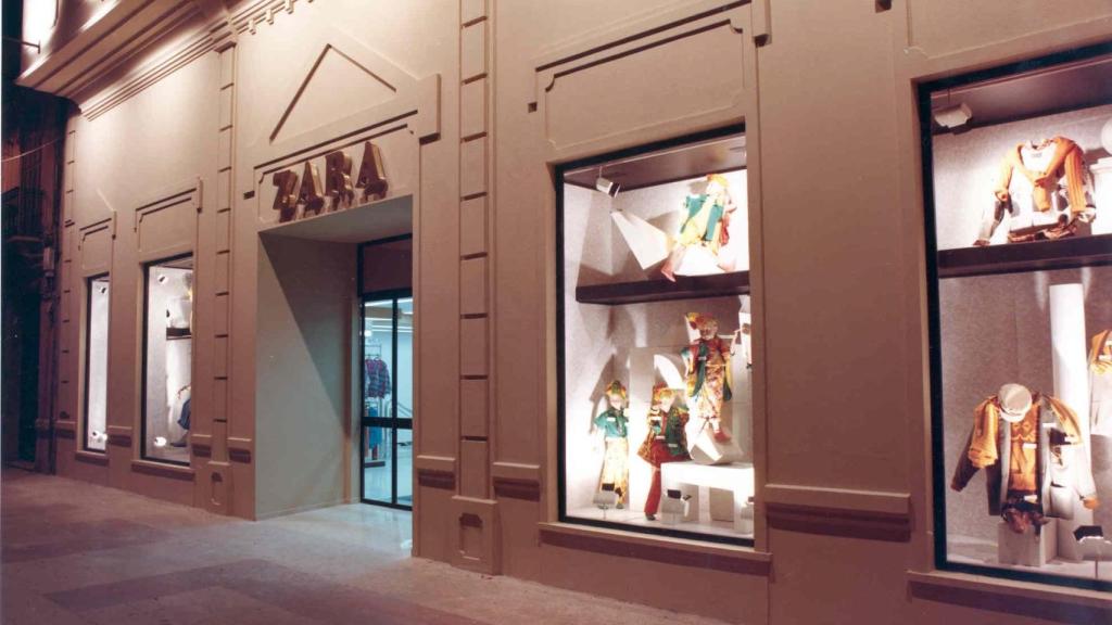 Visa de la tienda Zara en Málaga, en 1986.