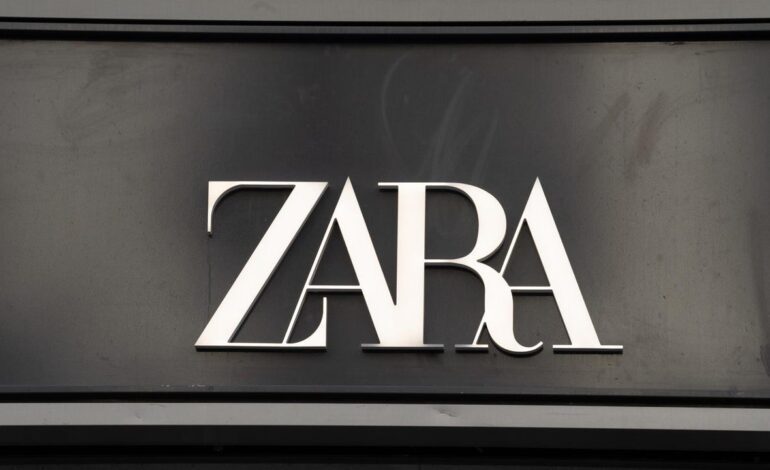 Zara celebra medio siglo de su primera tienda