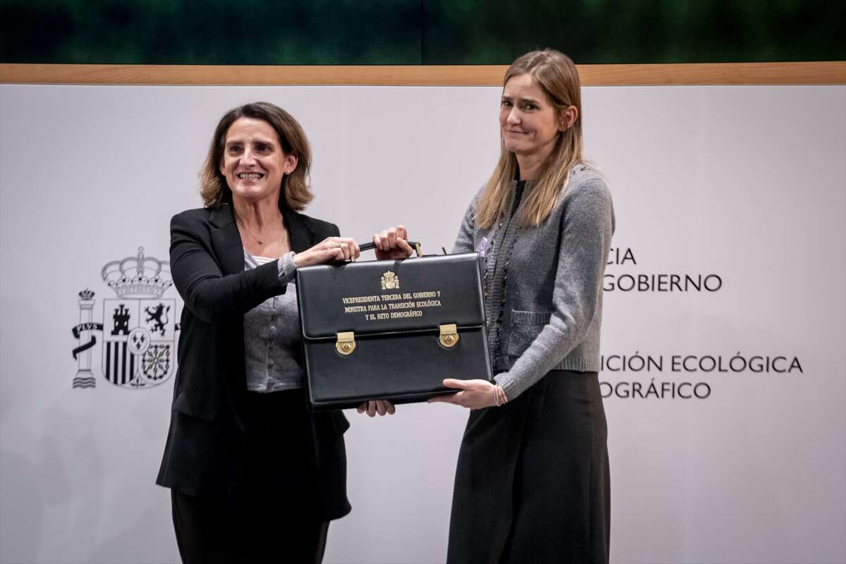 Teresa Ribera entrega la cartera del Ministerio de Transición Ecológica a Sara Aagesen