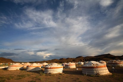 Las yurtas clásicas de las tribus nómadas del desierto.