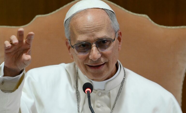 Sinner no descarta jugar al tenis con el papa… y León XIV afirma que volverá a las pistas