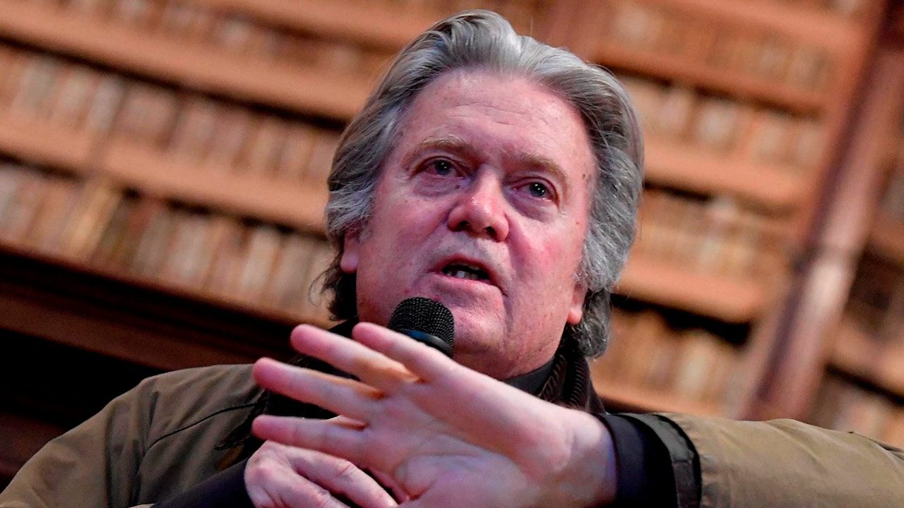 Steve Bannon anima a Trump a violar la Constitución para optar a la reelección: «Tiene ese poder»