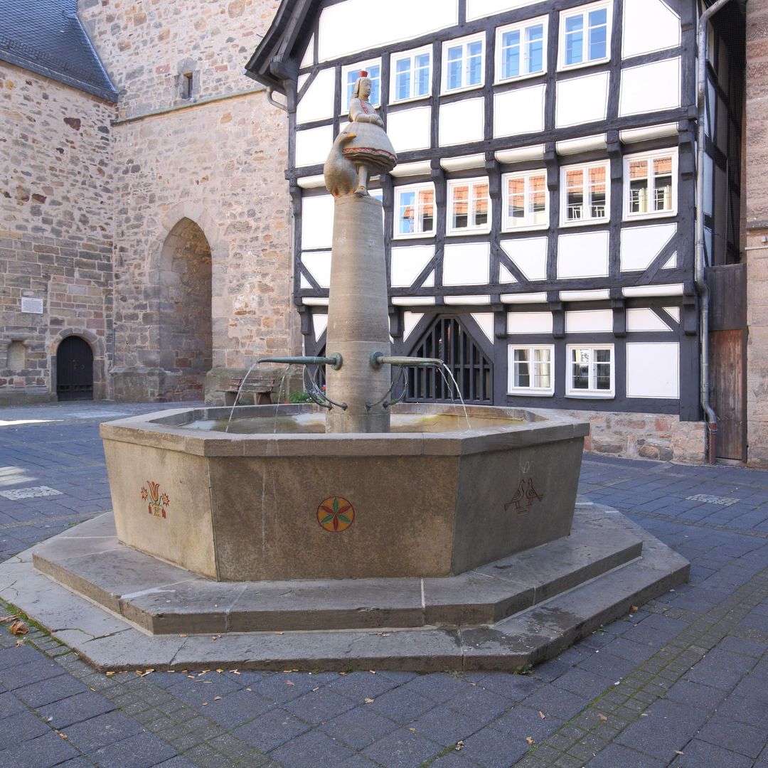 Schwalm Fuente, en la ciudad de Alsfeld, Hesse, Alemania