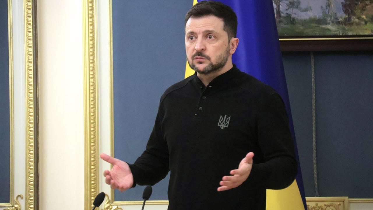 Zelenski denuncia «la farsa» rusa para la paz