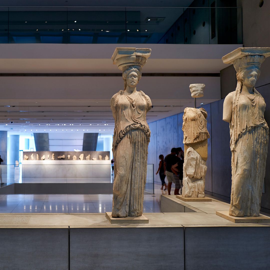 Cariátiges en el Museo de Acrópolis de Atenas