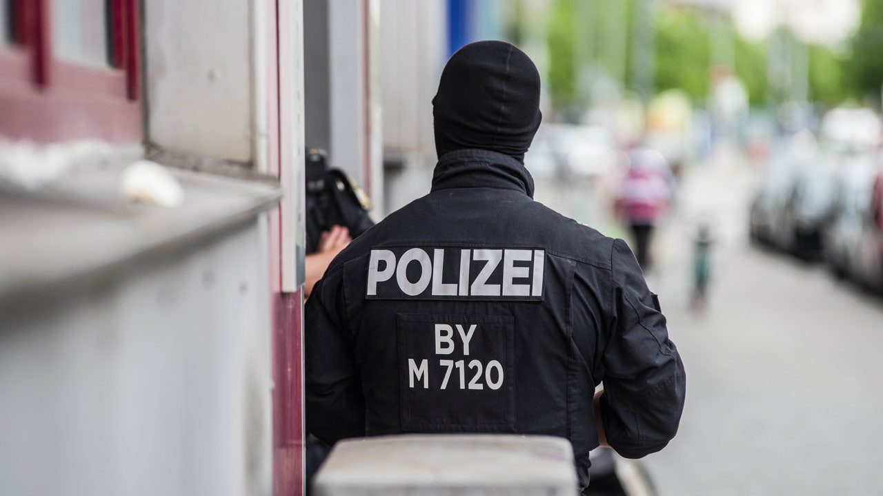 Al menos doce heridos tras ser atacadas por una persona con un cuchillo en Hamburgo