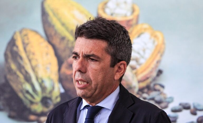 Las víctimas de la DANA aseguran que la llamada de Mazón «evidencia que había mentido» y exigen estar en la comisión de investigación