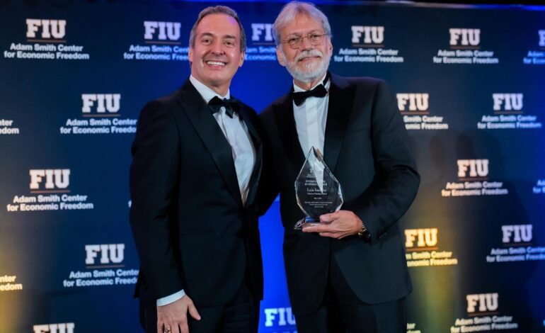 Luis Amodio, presidente de OHLA, recibe el Premio al Líder Empresarial Internacional y participa en el World Law Congress 2025