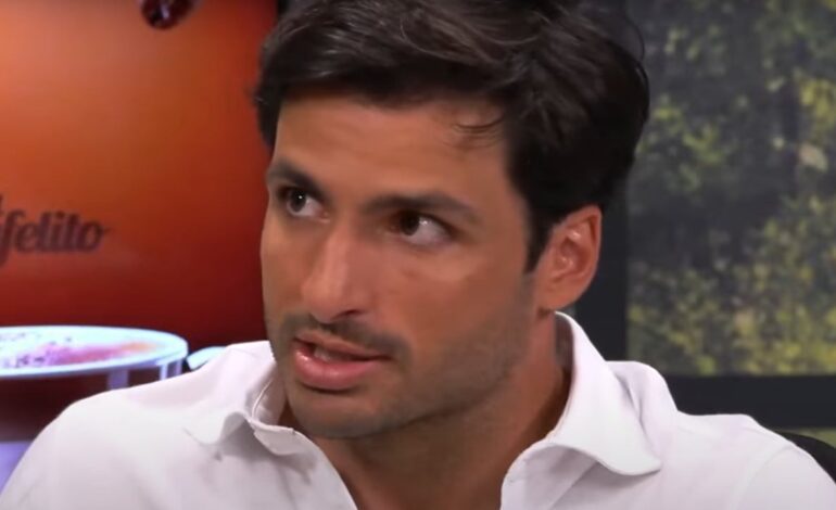 La desconcertante respuesta de Carlos Sainz a Pedrerol: ¿Pudo fichar por Red Bull?