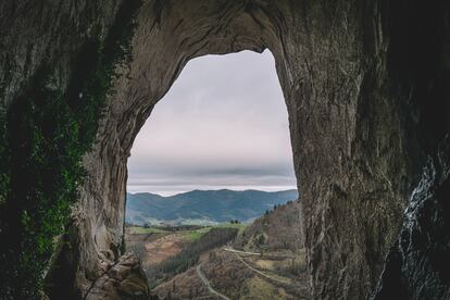 El ojo de Aitzulo, de la cueva Oñati, en Gipuzkoa.