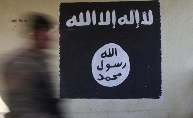 Estado Islámico reivindica los primeros ataques contra autoridades sirias desde la caída de Bachar al Asad