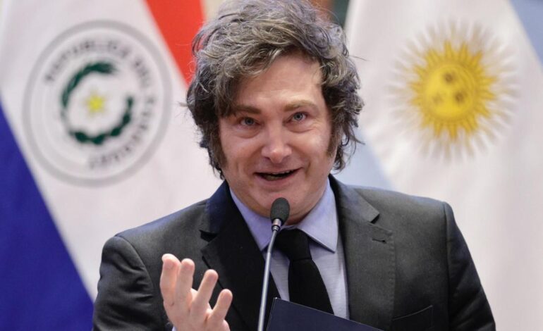 Milei adoctrina a los niños de Argentina con unos dibujos animados en los que aparece como personaje y Marx es un villano