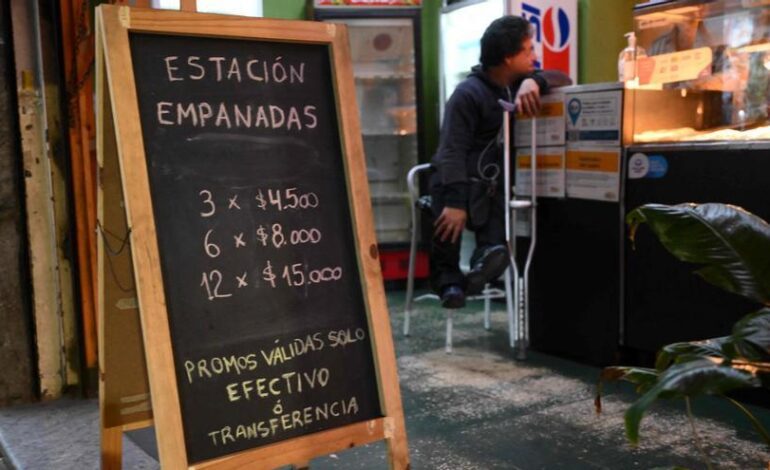 Milei se pelea con Ricardo Darín a cuenta del precio del popular alimento