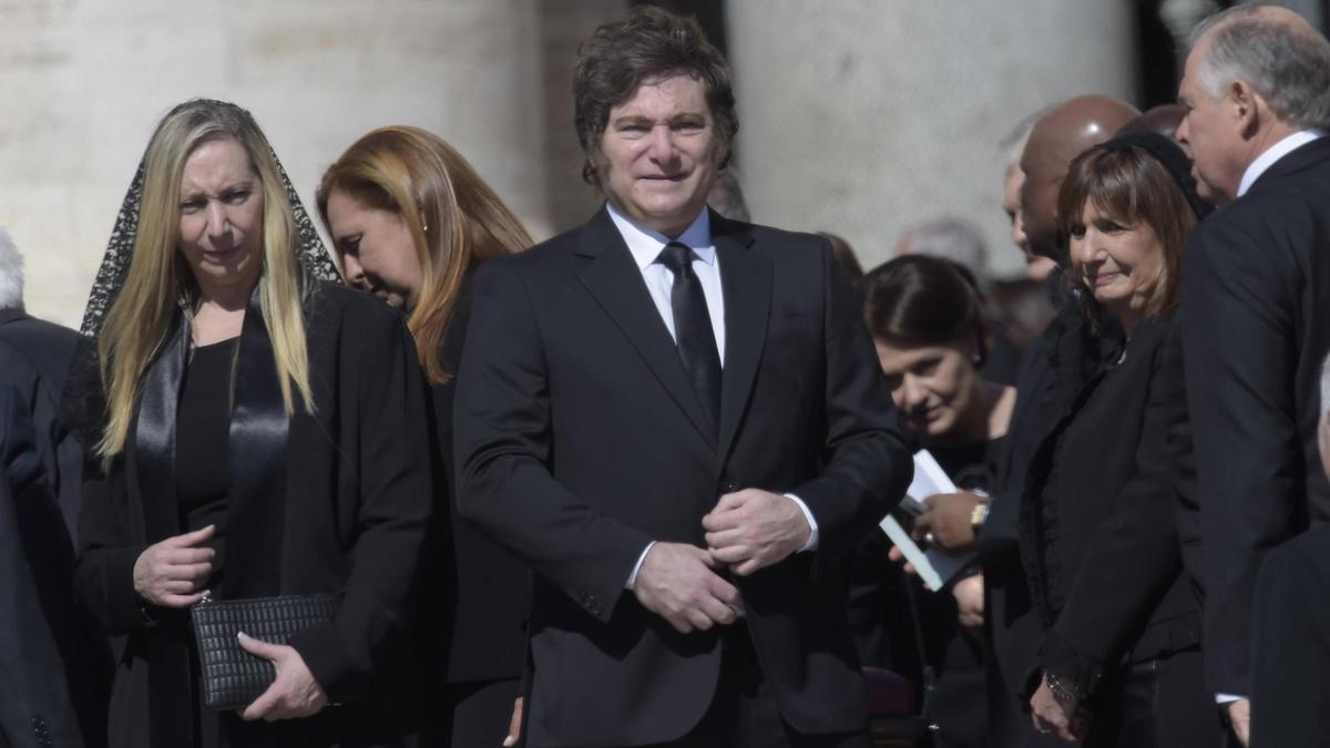 crecen un 53% los ataques del Gobierno contra la prensa y la ultraderecha propone prisión para la «casta» periodística