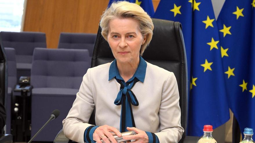 Von der Leyen pide a Trump tiempo hasta el 9 de julio para negociar «un buen acuerdo» comercial