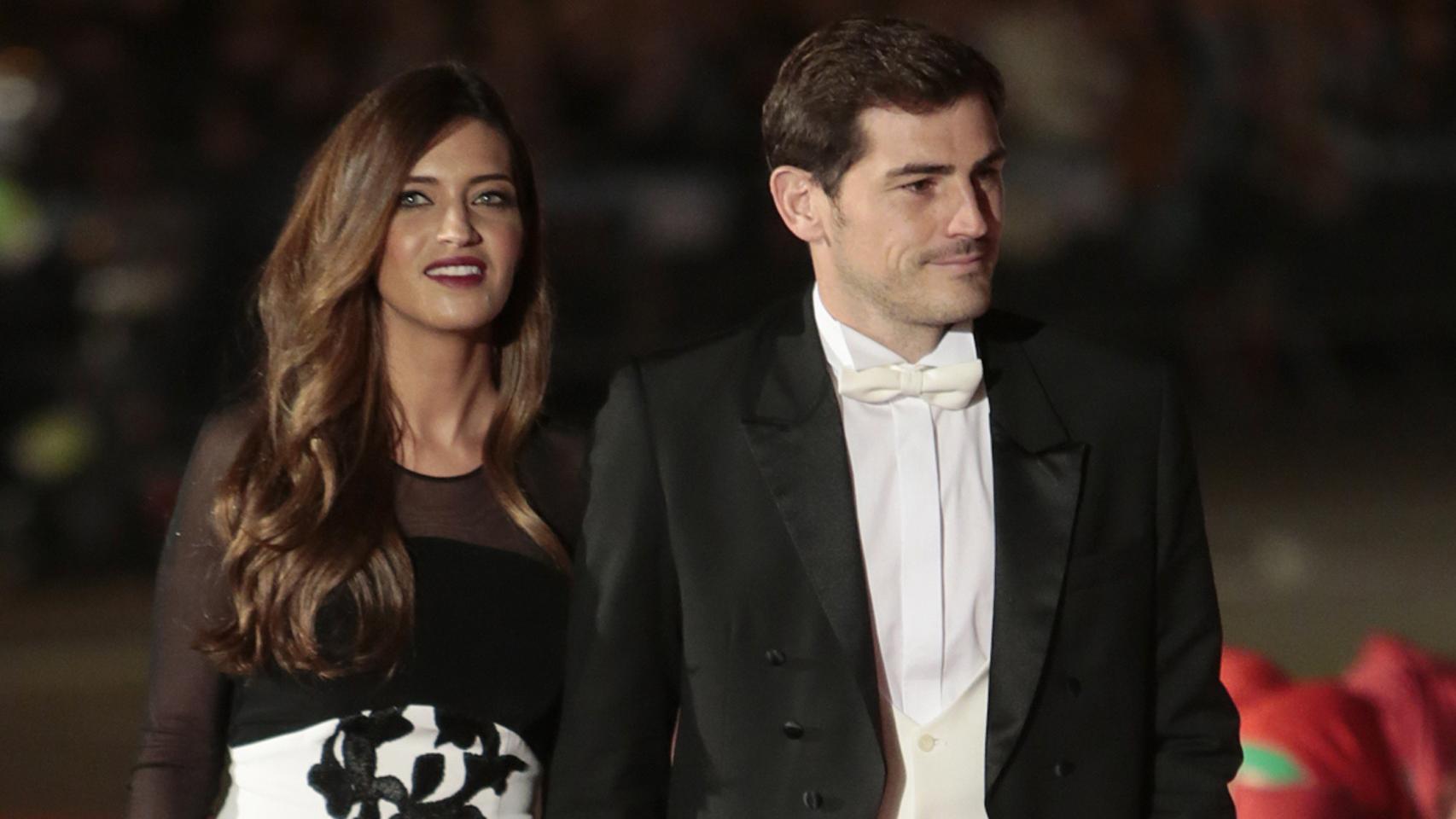 Imágenes del día: Sara Carbonero muestra la graciosa tarta de cumpleaños de Iker Casillas con guiño a sus dos hijos