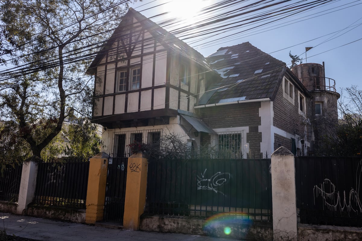 Los próxima etapa de Boric: una vida con su pareja y su hija Violeta en la comuna popular de San Miguel