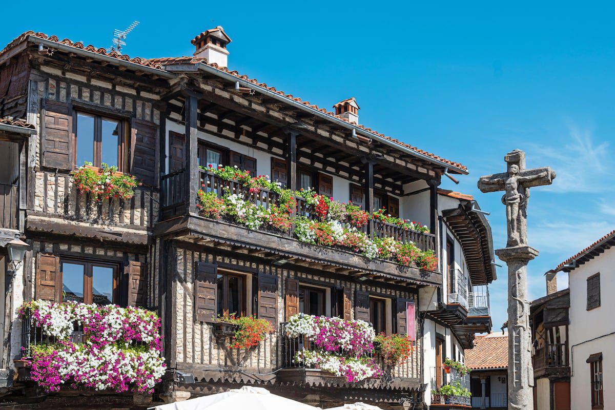 Por la sierra de Francia en seis pueblos de cuento | Escapadas por España | El Viajero