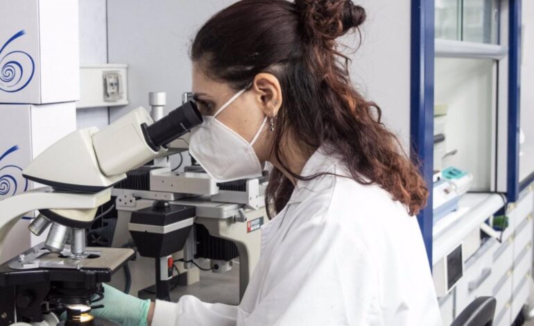 Las farmacéuticas invirtieron más de 1.500 millones de euros en I+D en España durante 2024