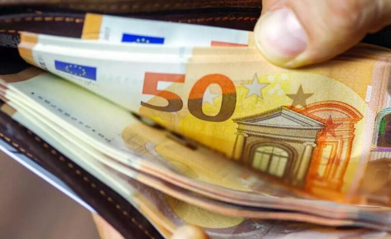 DINERO EFECTIVO | ¿Guardas dinero efectivo en casa? Ni Hacienda ni esta experta en finanzas te recomiendan hacerlo por estos motivos