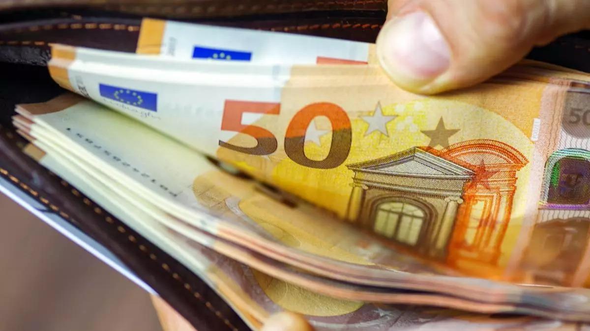 DINERO EFECTIVO | ¿Guardas dinero efectivo en casa? Ni Hacienda ni esta experta en finanzas te recomiendan hacerlo por estos motivos