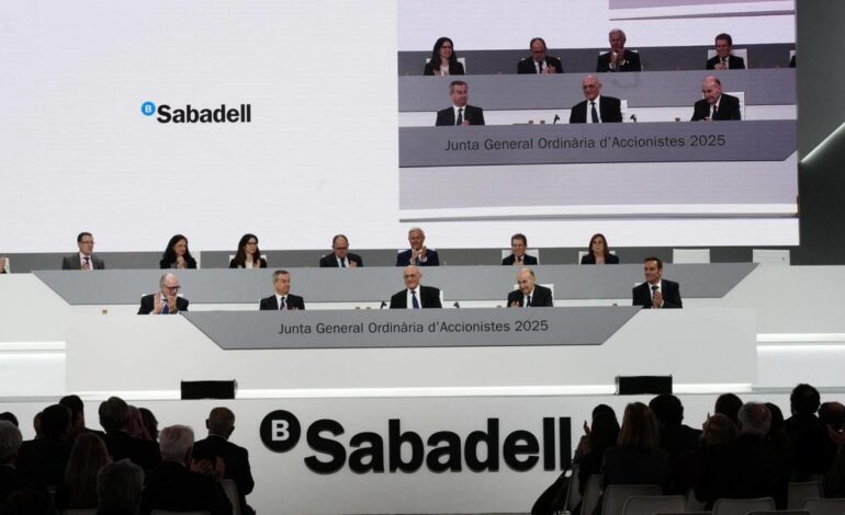 Noche de ‘shock’ y decepción en el Banc Sabadell