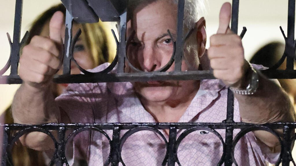 ¿Qué se sabe del polémico asilo que le concedió Colombia al expresidente panameño Martinelli?