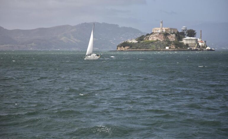 Trump quiere reabrir la prisión de Alcatraz, pero no tiene agua ni alcantarillado y tardaría años en reconstruirse