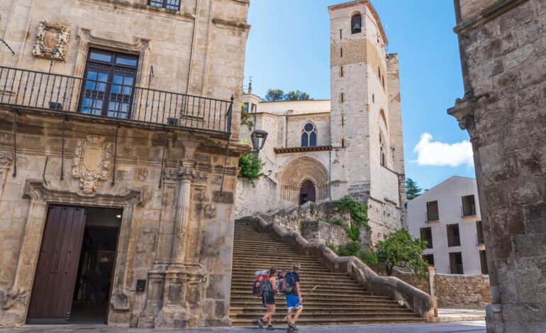 Los 10 pueblos más encantadores del Camino de Santiago para descubrir este verano