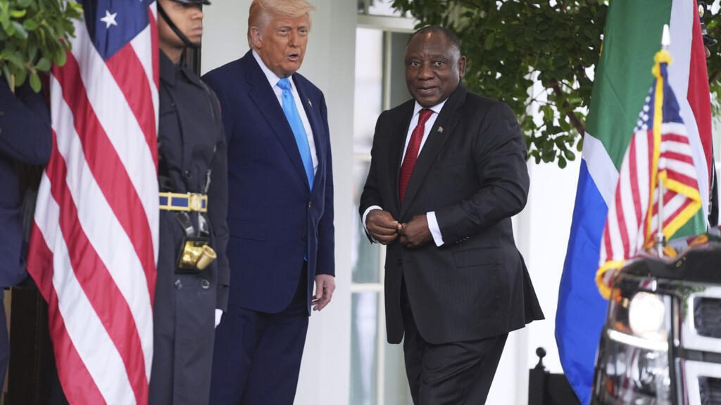 Sudáfrica busca “reequilibrar” el comercio con EE. UU. tras tensiones con Trump