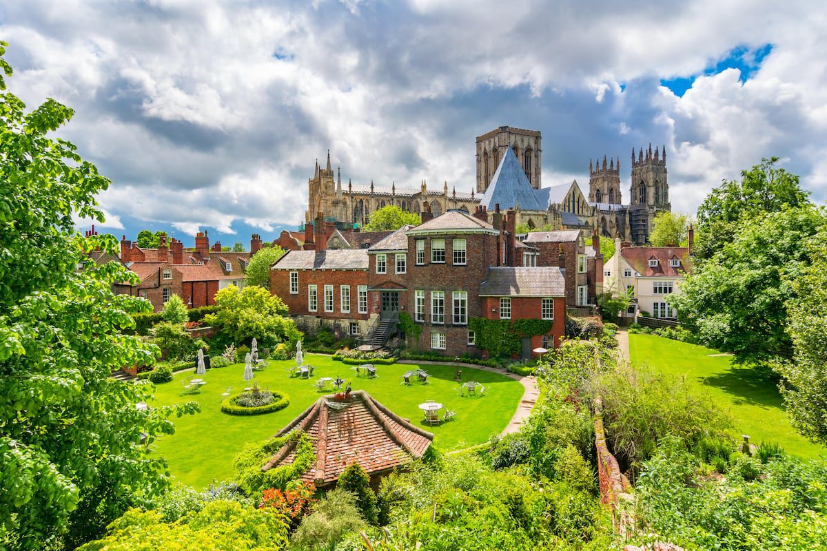 Inglaterra con Espido Freire: un viaje por los mejores escenarios de la literatura contemporánea | Viajes | El Viajero
