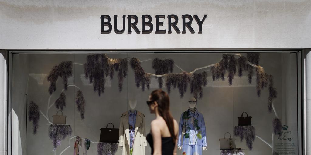 Burberry despedirá al 20% de su plantilla, en torno a 1.700 empleados