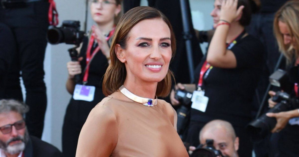 El nuevo corte de pelo bob de Nieves Álvarez queda genial con el color del año y es de lo más versátil