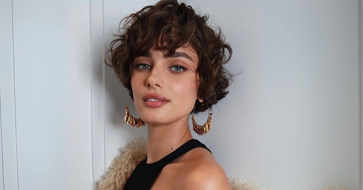 El corte ‘shaggy’ es la tendencia preferida para este verano de las chicas con pelo rizado