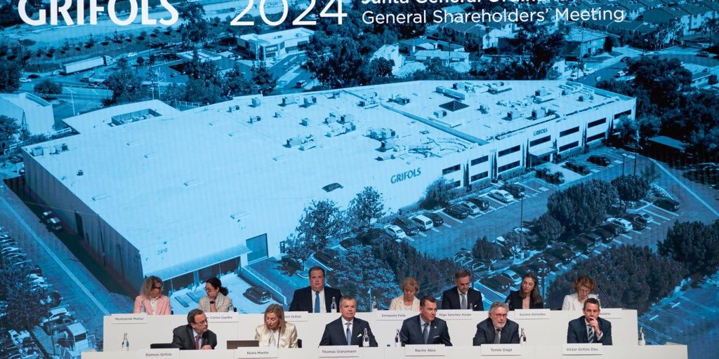 Moody’s eleva la calificación de Grifols a ‘B2’ y la perspectiva se mantiene positiva