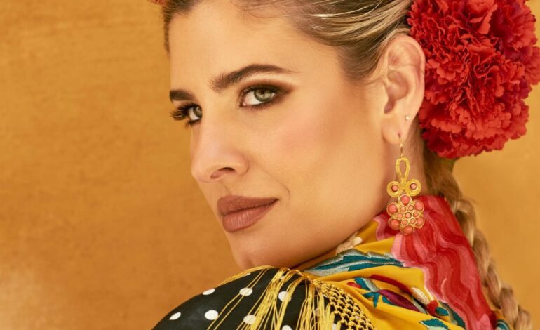 El secreto del maquillaje de Teresa Andrés para aguantar todo un día de feria bajo el sol