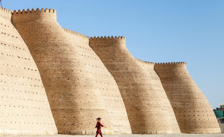 Por qué Uzbekistán se está convirtiendo en un destino de moda: las localizaciones que no debes perderte | Viajes | El Viajero