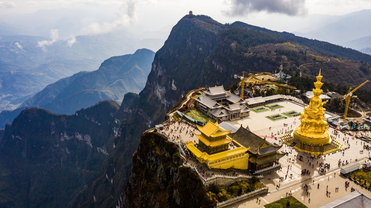 El monte Emei: un paisaje espectacular entre el cielo y la tierra en China | Viajes | El Viajero