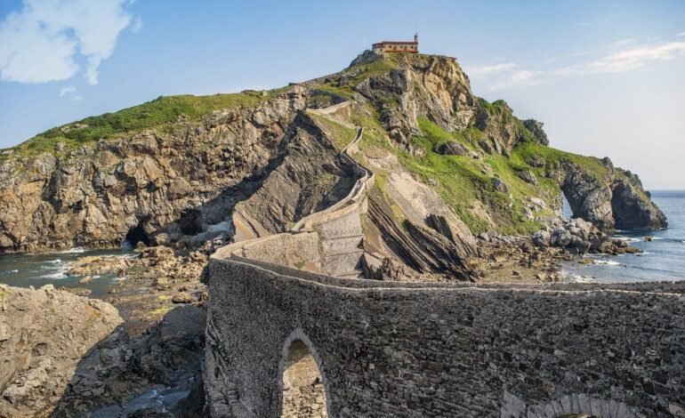 San Juan de Gaztelugatxe, la fortaleza más famosa de España