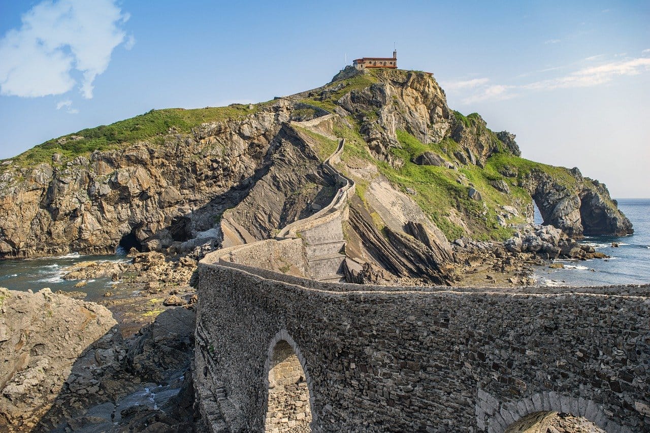 San Juan de Gaztelugatxe, la fortaleza más famosa de España