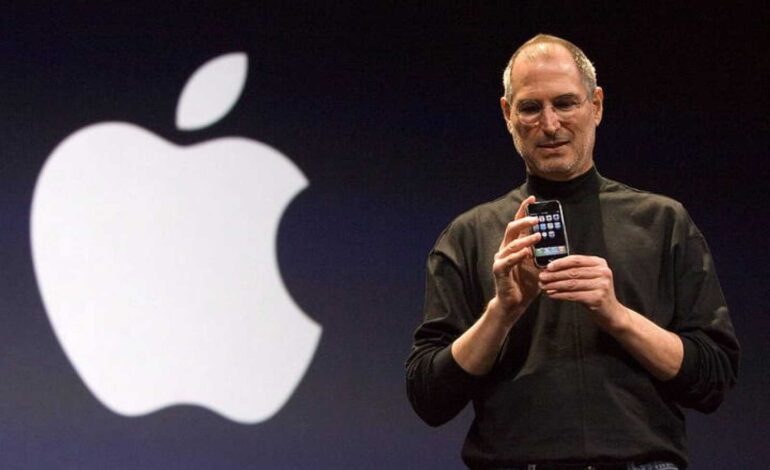 Así salvo Steve Jobs a Apple de la quiebra