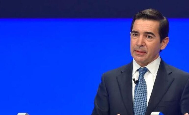 El presidente de BBVA, Carlos Torres, considera que Cuerpo no debería elevar la OPA sobre Sabadell al Consejo de Ministros