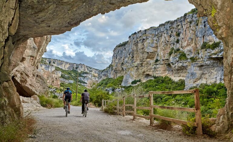 Los milagros existen: hay una comarca en Navarra que ralentiza el tiempo | El Viajero